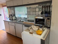 Keuken van de caravan in landelijke omgeving Noord Holland